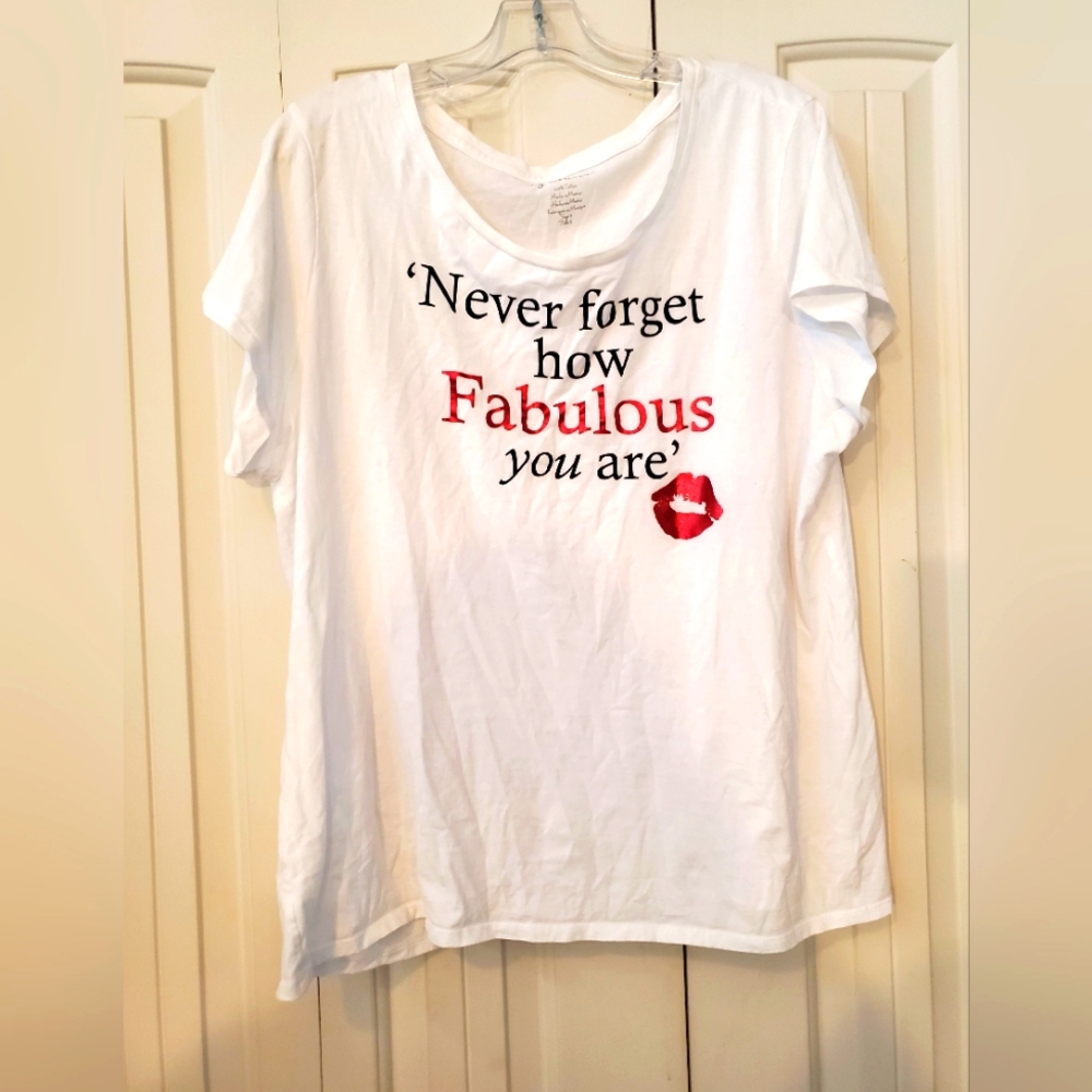 Fabulous tshirt🍒
